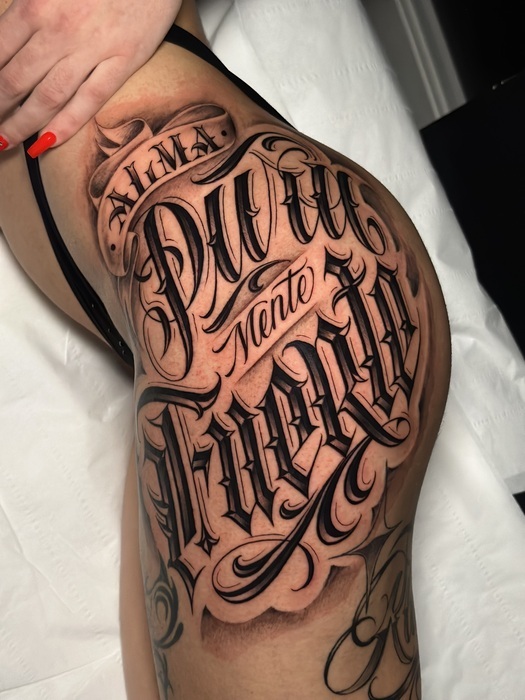 TattooExpo+/participants/AtMbWcOdV3/tattoo-expo-31620-b28da92e50f91ab3a0b37fd54be75c63.jpg