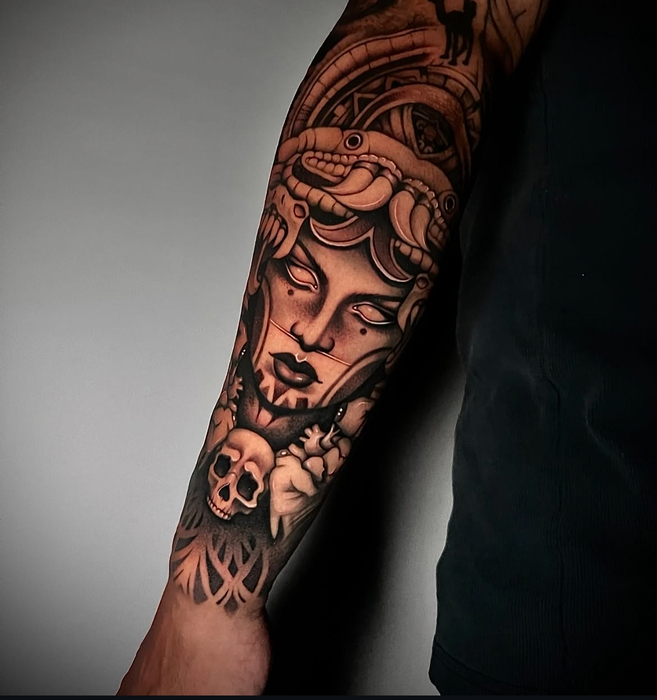 TattooExpo+/participants/QzhiVHMiVn/tattoo-expo-30354-d06d45462ad2ac627357cdcef6c95b35.jpg