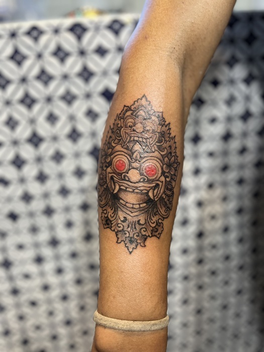 TattooExpo+/participants/TJAH3Evsk6/tattoo-expo-30625-98f2eb68cbd42d7d141045fef71cff60.jpg