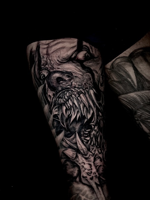 TattooExpo+/participants/XSZ8berB4k/tattoo-expo-31683-63a3301952e62b2b721e3b23daf6e792.jpg
