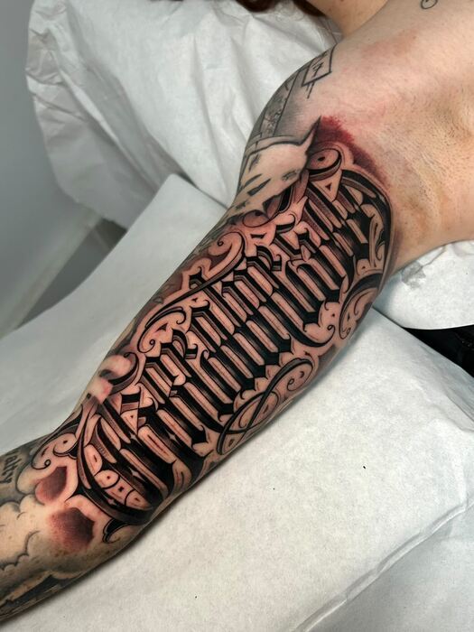 TattooExpo+/participants/YYBVPjOJsC/tattoo-expo-31215-0e20e2ea668b34a902ae6726a115aabb.jpg