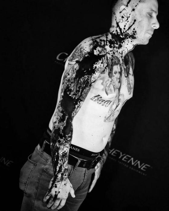 TattooExpo+/participants/ekoe4vdaAs/tattoo-expo-25458-5f449768f02933ad4dc225d63bef96cb.jpg