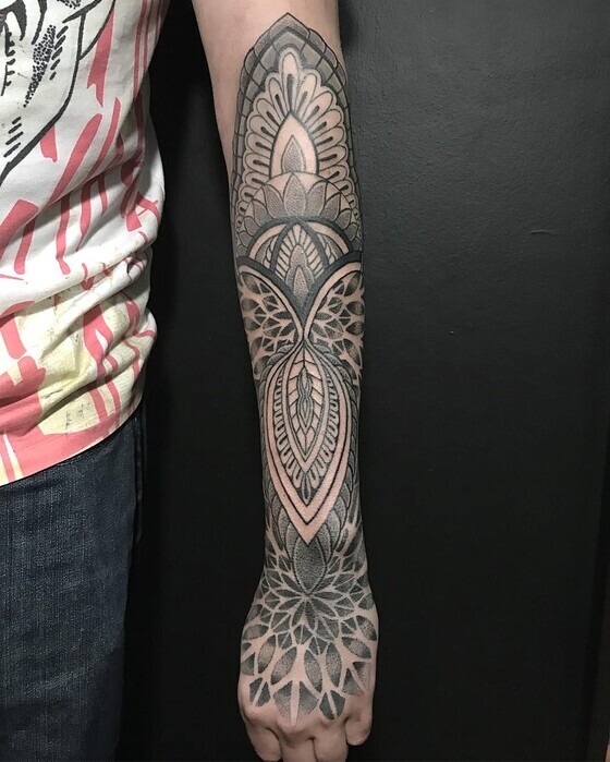 TattooExpo+/participants/n8jxN2WG7a/tattoo-expo-31282-c8aecbf0b487a7db4e5c9ba824139e9b.jpg